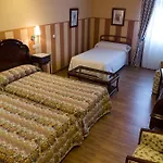 Hotel Dona Jimena 3*